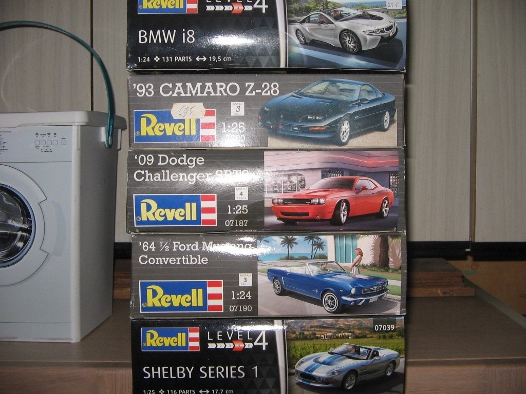 lot revelbouwdozen van auto's op 1/25, Hobby & Loisirs créatifs, Modélisme | Voitures & Véhicules, Enlèvement, Neuf, Voiture, Revell