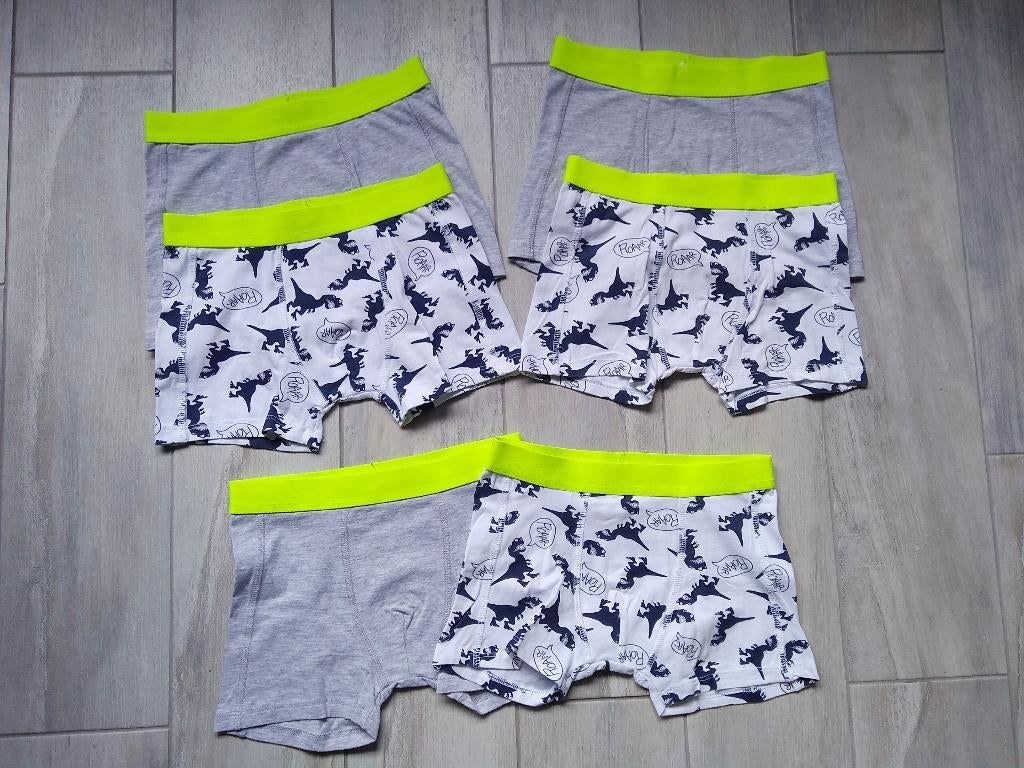 ★ M134/140 - 3 sets onderbroeken dino, Ophalen of Verzenden, Nieuw, Jongen, Nacht- of Onderkleding