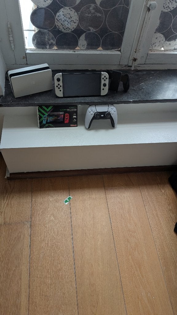 Nintendo Switch OLED (bekijk beschrijving)– Brussel, Games en Spelcomputers, Ophalen, Overige genres, 1 speler, Refurbished