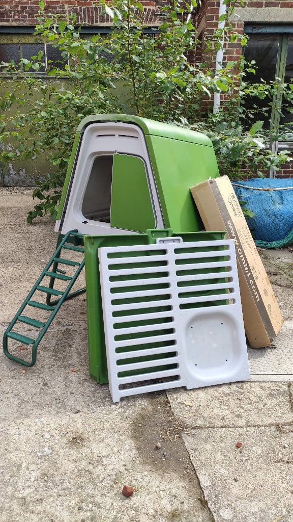 Eglu go up - kippenhok voor 3 grote kippen, Dieren en Toebehoren, Ophalen, Zo goed als nieuw, Kunststof, Overige typen