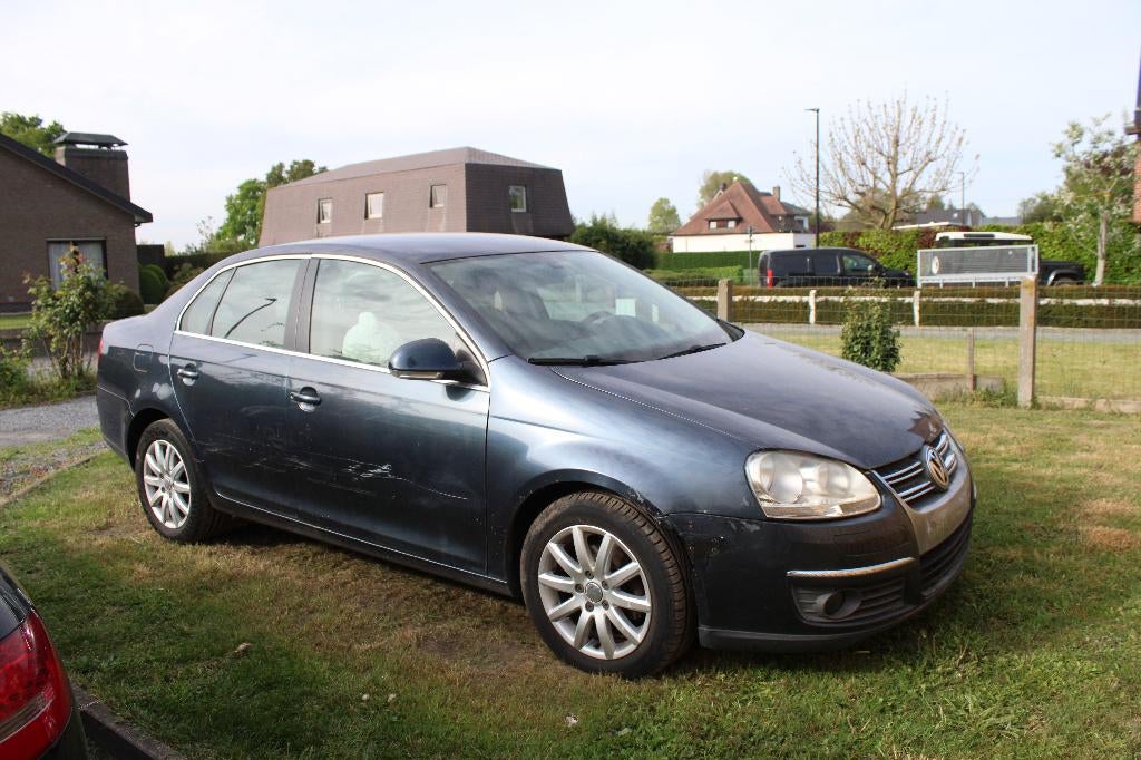 vw jetta 1.9TDI, 2008/2009 export, Autos, Argent ou Gris, Achat, 4 portes, Boîte manuelle