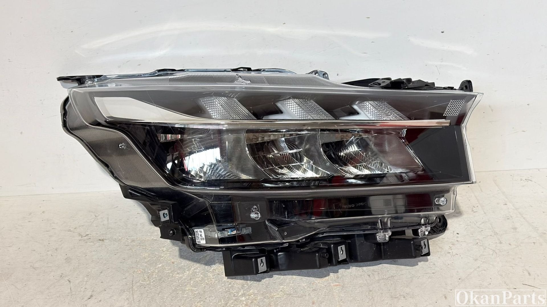 Suzuki SX4 S-Cross II LED rechter koplamp rechts, Gebruikt, Info@suzuki.co.jp, Takatsuka-cho, Chuo-ku 300
432-8611  Hamamatsu