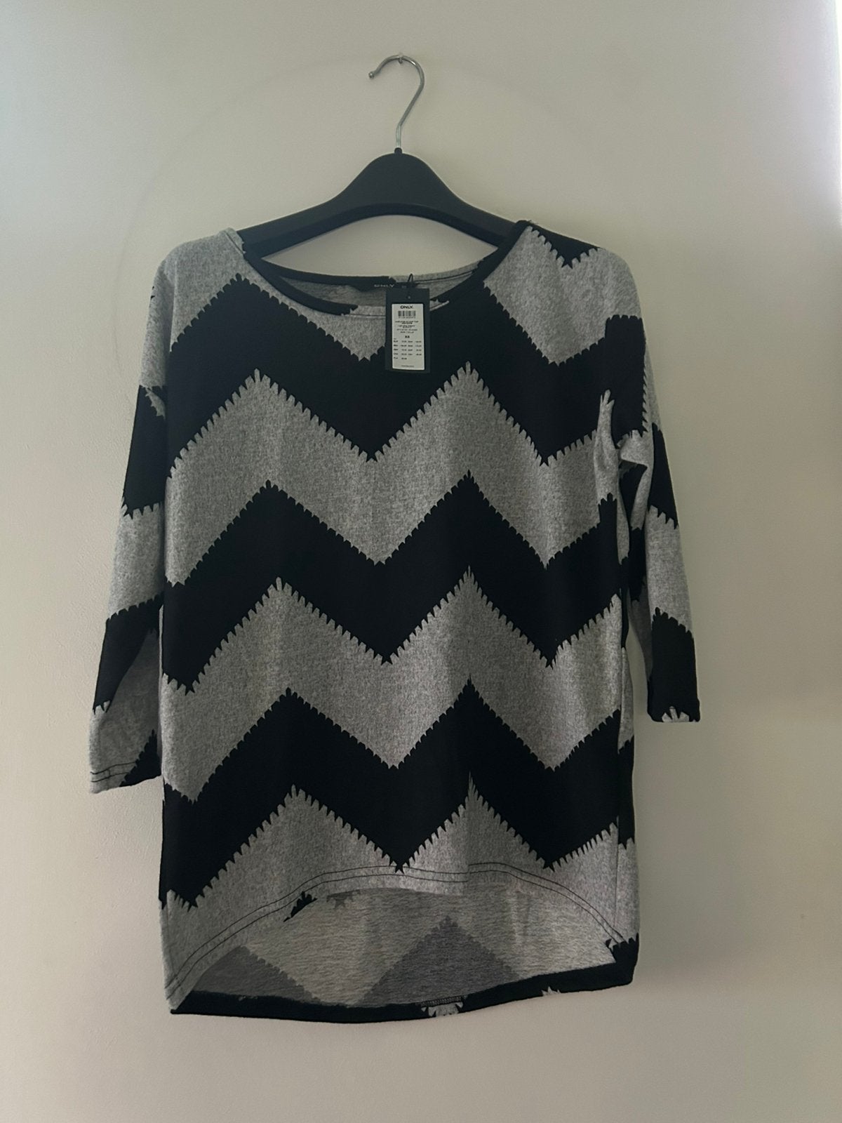 Only, Enlèvement ou Envoi, Neuf, Taille 34 (XS) ou plus petite, Gris
