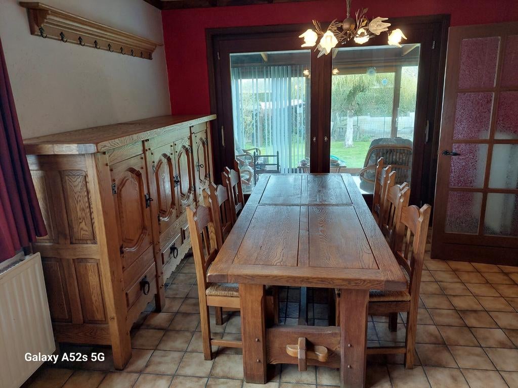 Salle à manger en vrai chêne, Enlèvement