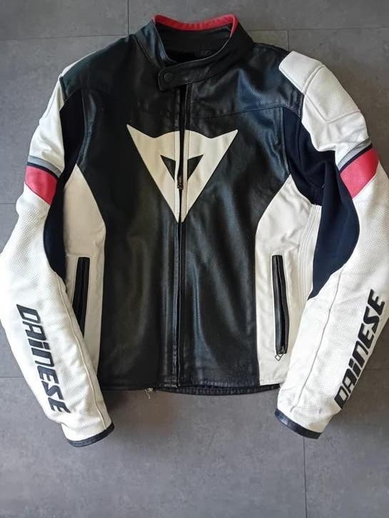 Dainese motorpak motorvest motorbroek, Motoren, Kleding | Motorkleding, Ophalen