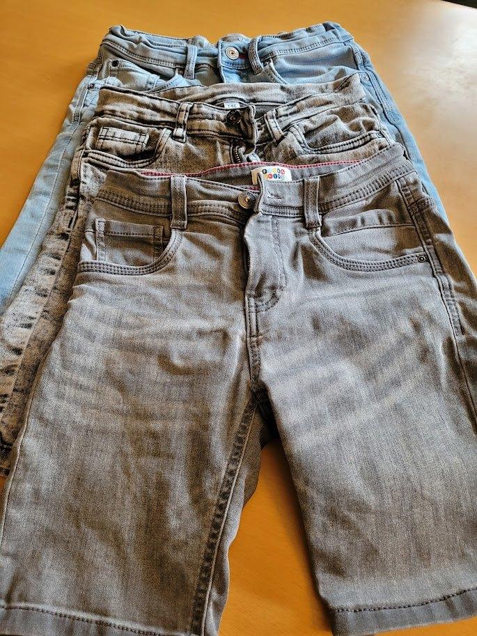 jeansshorts 140, Broek, Fish & Chips, Ophalen of Verzenden, Zo goed als nieuw