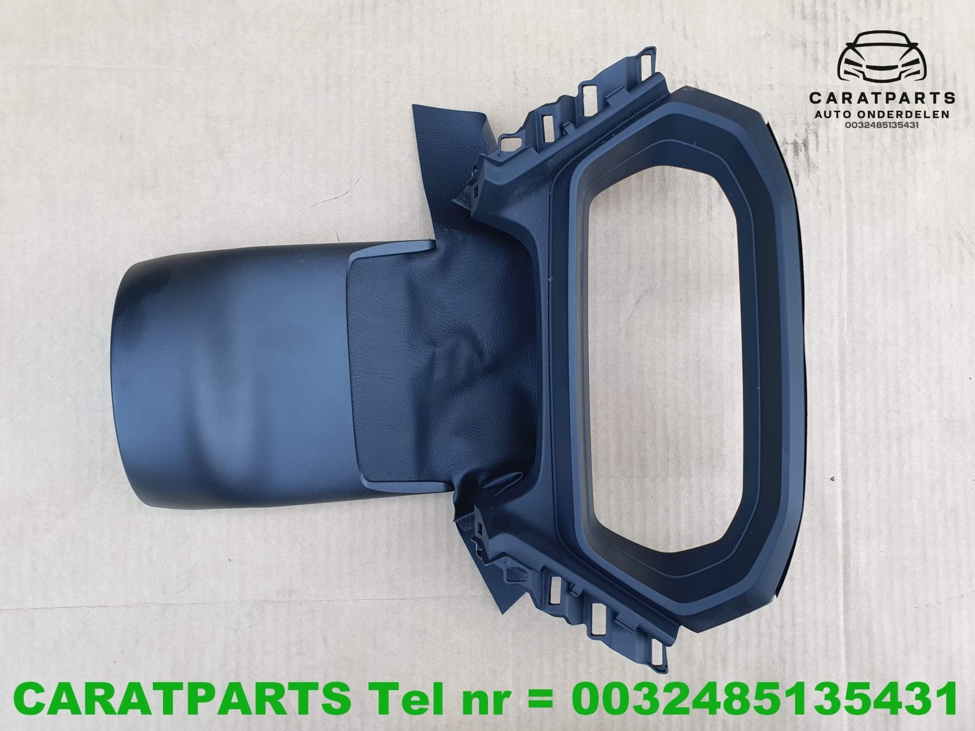 89A857115 Couvercle de compteur kilom trique Audi Q4 E Tron, AUDI AG, Auto-Union-Strasse 1
85045  Ingolstadt, DE, Audi, Utilisé