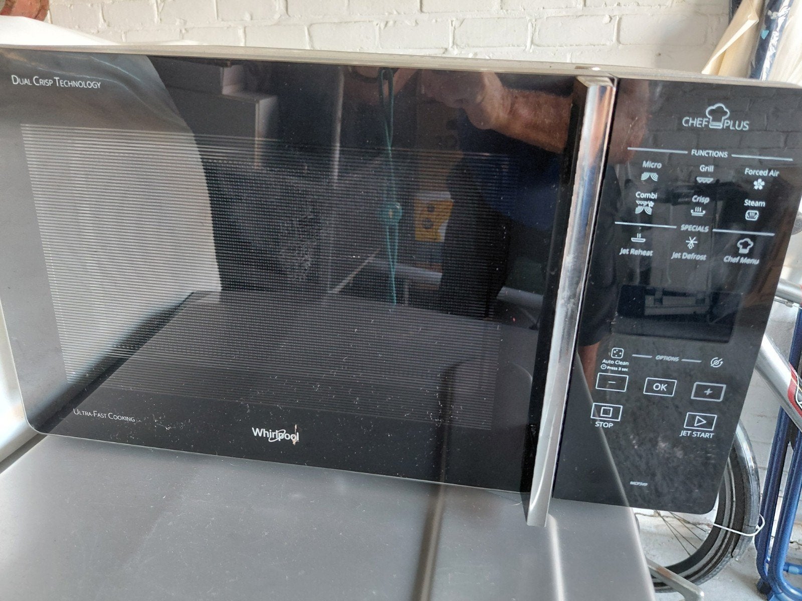 whirlpool MCP 349 SL Chef plus microgolfoven, Elektronische apparatuur, Microgolfovens, Ophalen, Zo goed als nieuw, Draaiplateau