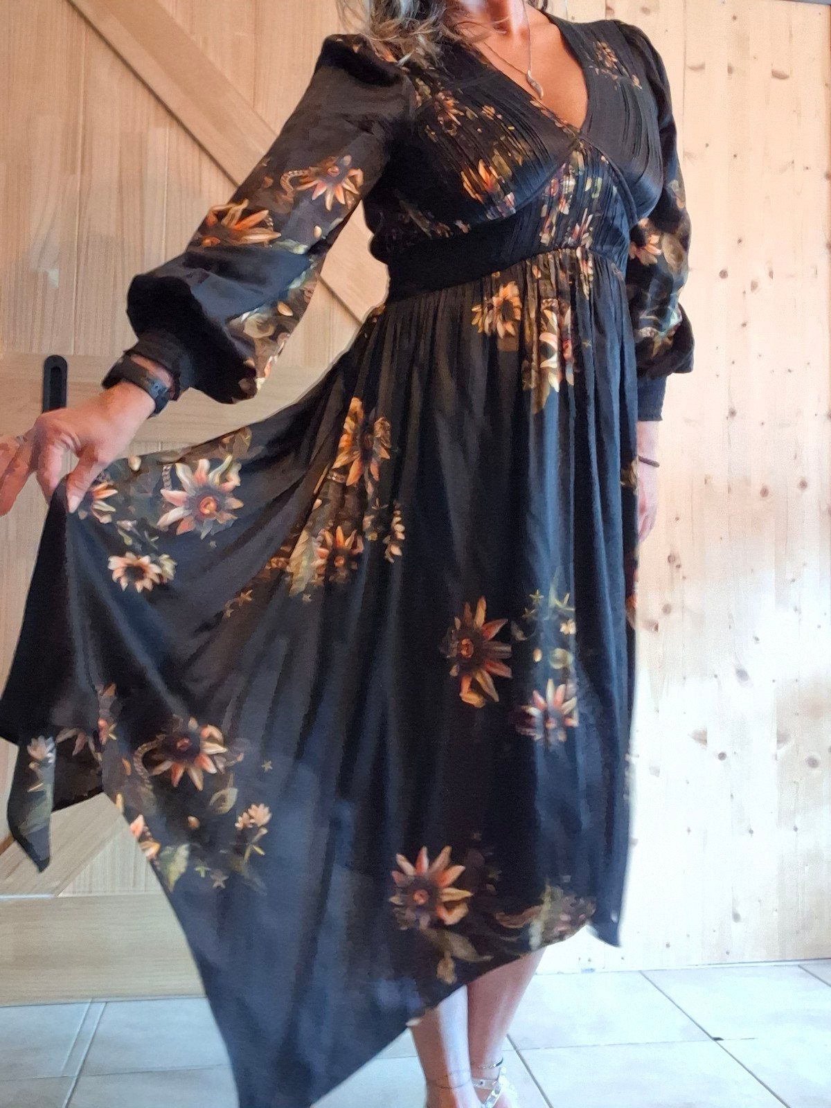 Prachtige jurk van Allsaints.  Medium., Maat 38/40 (M), Galajurk, Meerkleurig, Allsaints