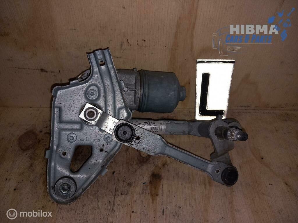 Peugeot 3008 Ruitenwisser Motor Links Voor 9671062180 09-16, Gebruikt, Ophalen of Verzenden, Peugeot, Peugeot
