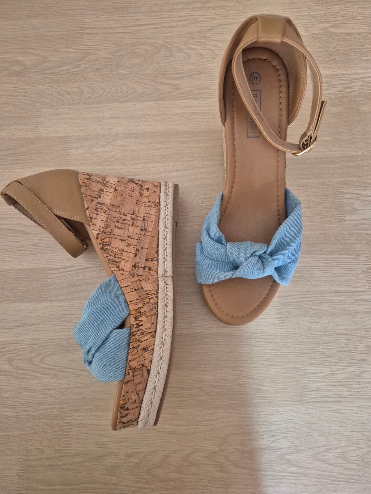 Chaussures NEUVES, Vêtements | Femmes, Neuf, Chaussea, Enlèvement, Autres types