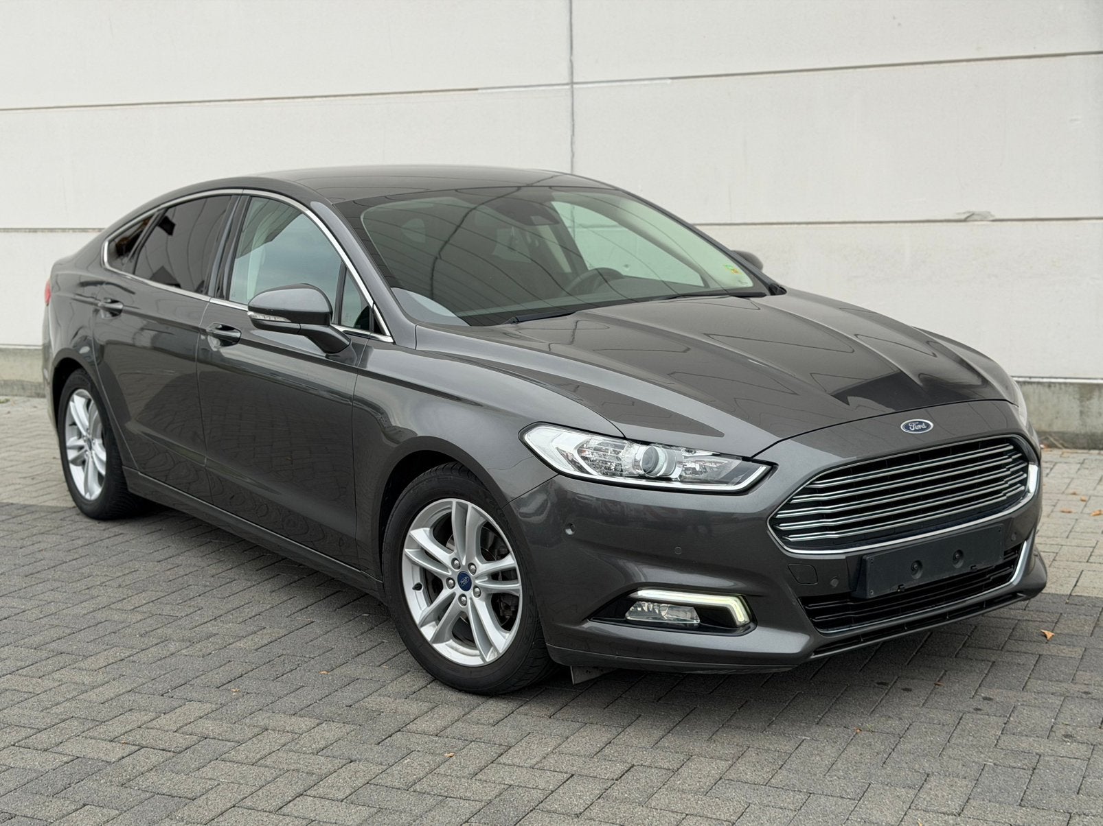 Ford Mondeo Sedan 1.5i* benzine Euro6b weinig km’s, Auto's, Euro 6, Mondeo, Bedrijf, Zilver of Grijs