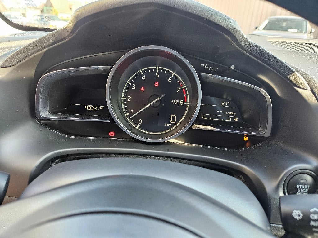 Mazda 3 2.0i Essence avec garantie, Rouge, Achat, Euro 6, Entreprise