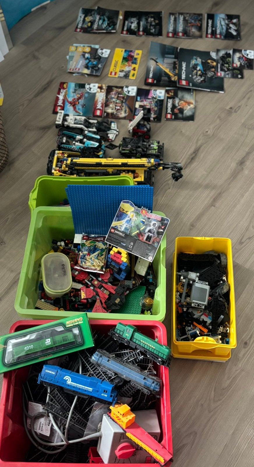LEGO Technic, LEGO, Ninjago, K’NEX en Treinenpakket, Enlèvement ou Envoi, Comme neuf
