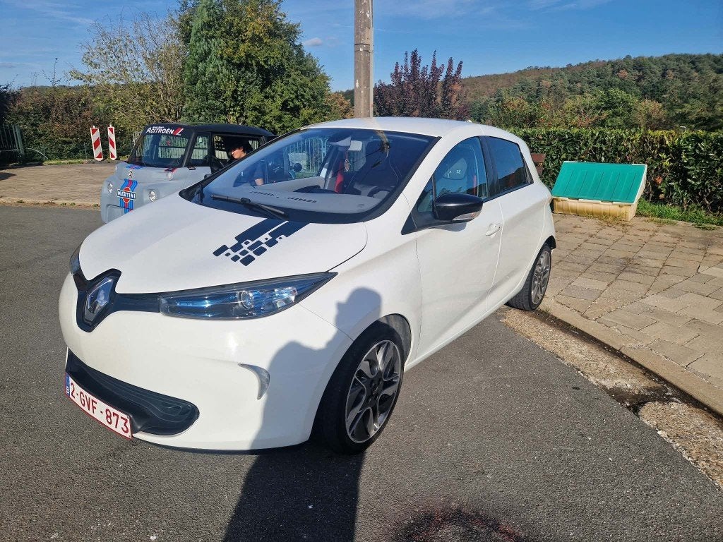 Superbe Renault Zoe ZE de fin 2013 batterie proprio et neuve, Autos, Achat, 5 portes, Automatique, Particulier