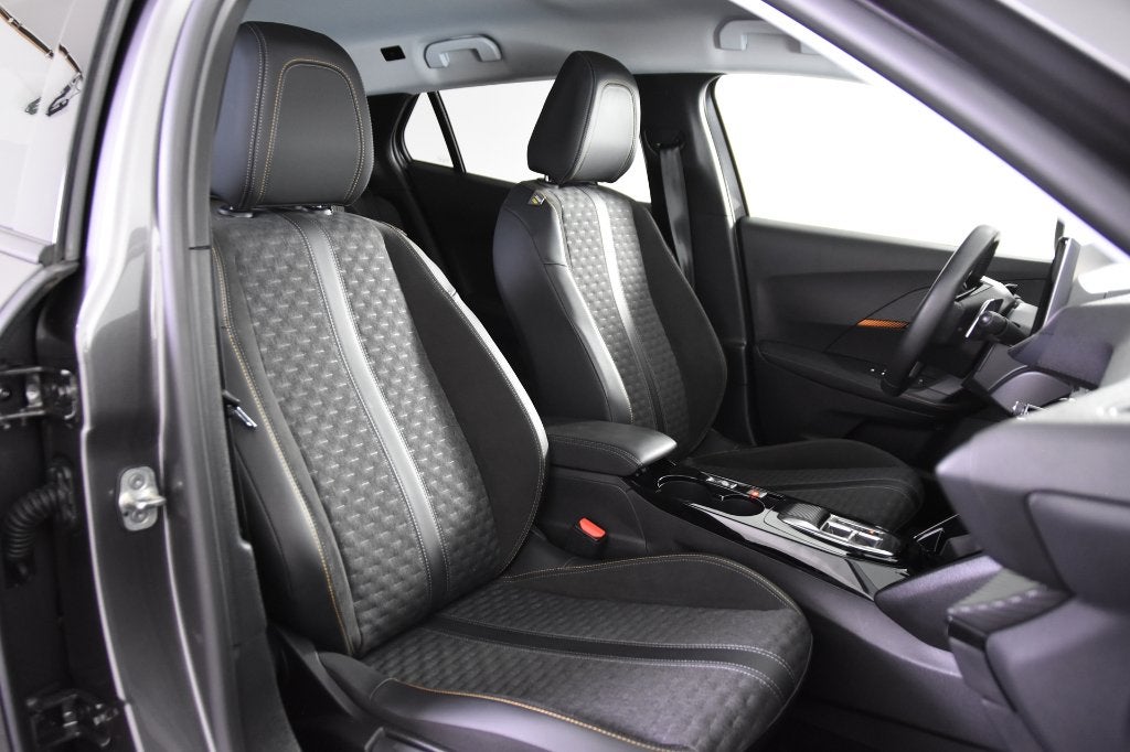 Peugeot 2008 Allure 130 EAT8, Argent ou Gris, Achat, 1280 kg, Euro 6