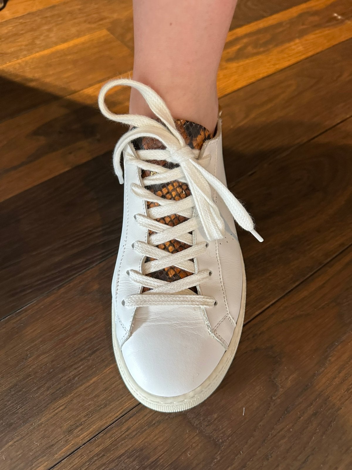 March23, Kleding | Dames, Schoenen, Verzenden, Wit, Zo goed als nieuw, Sneakers