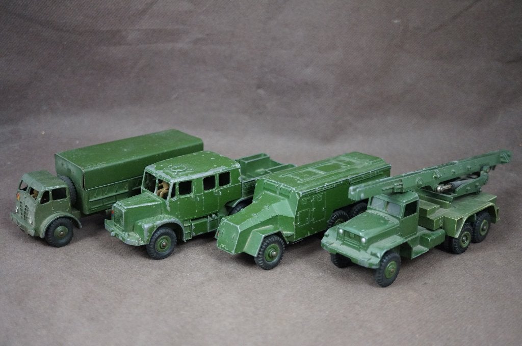 4 Dinky Toys leger voertuigen - TOP vintage, Ophalen of Verzenden