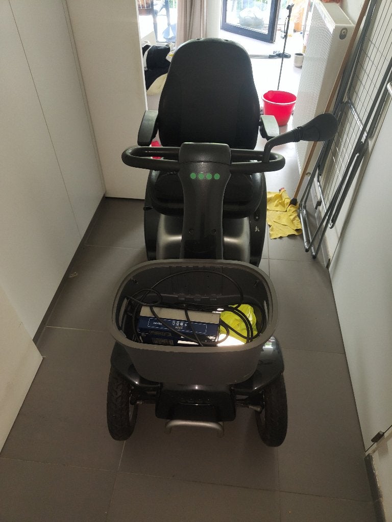 Scootmobiel te koop wegens sterfgeval, Diversen, Brommobielen en Scootmobielen, Zo goed als nieuw, 16 km/u of meer, 46 km of meer