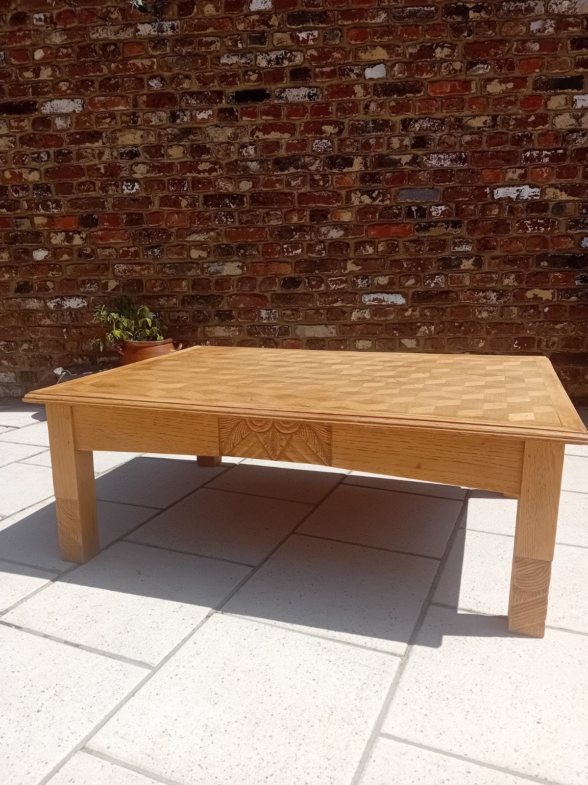 Table basse en chêne marqueterie, Enlèvement