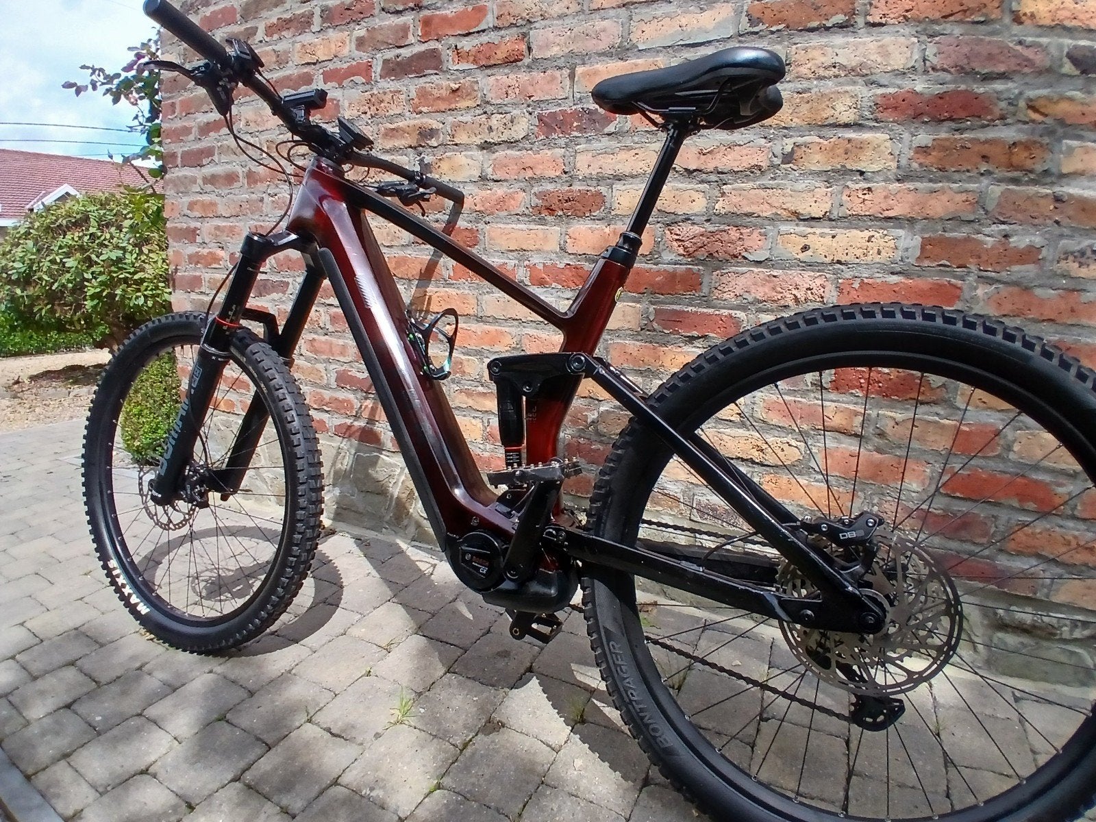 Vélo vtt électrique cube stereo hybrid hpc 140, Cube