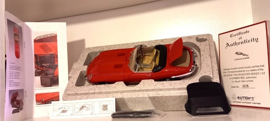 1/18 Jaguar E-Type Roadster 1-Series 3.8 carmen red 1961, Hobby & Loisirs créatifs, Voitures miniatures | 1:18, Enlèvement ou Envoi