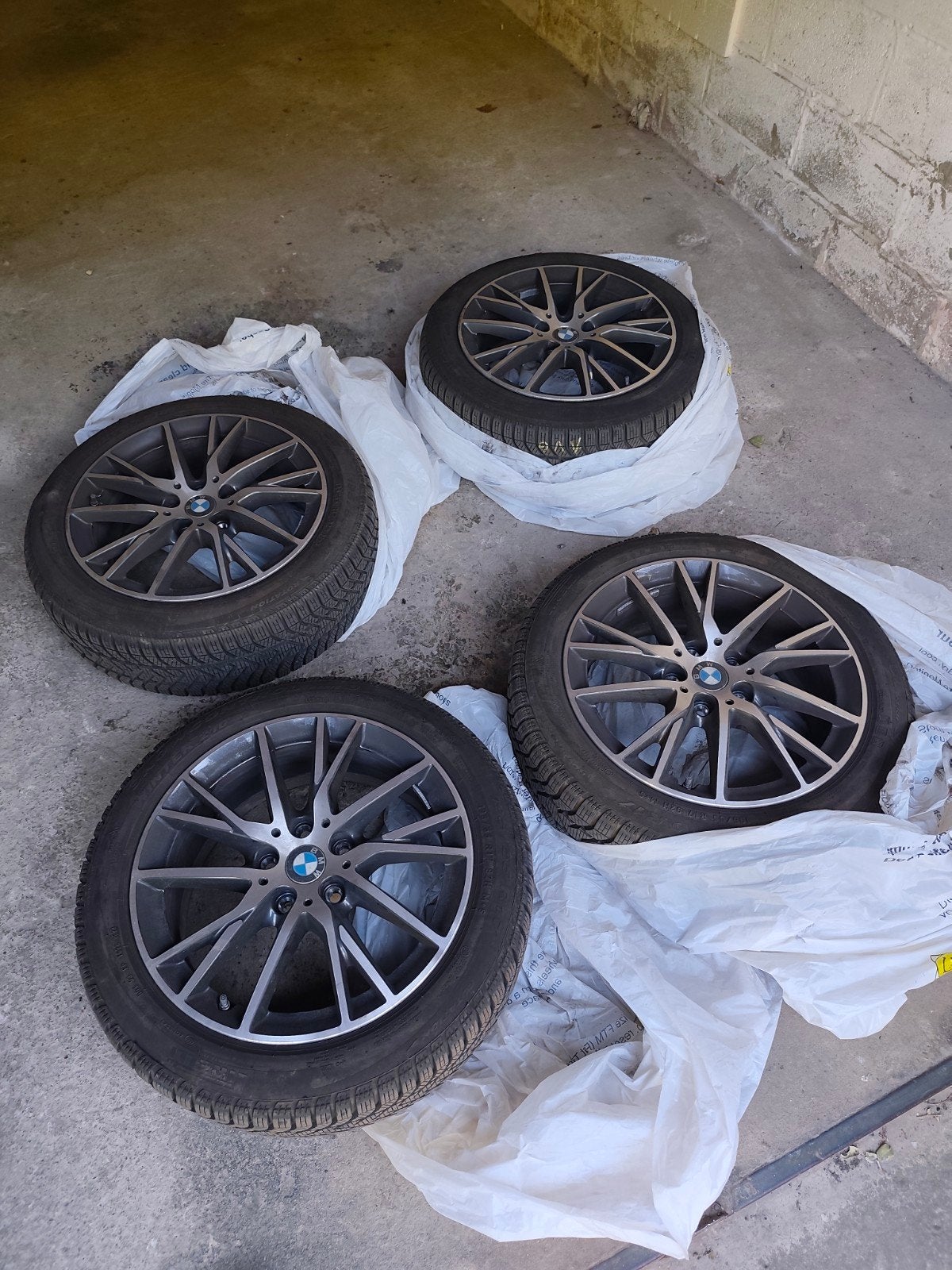 A vendre 4 roues hiver BMW pour série 1 ou série 2, Enlèvement