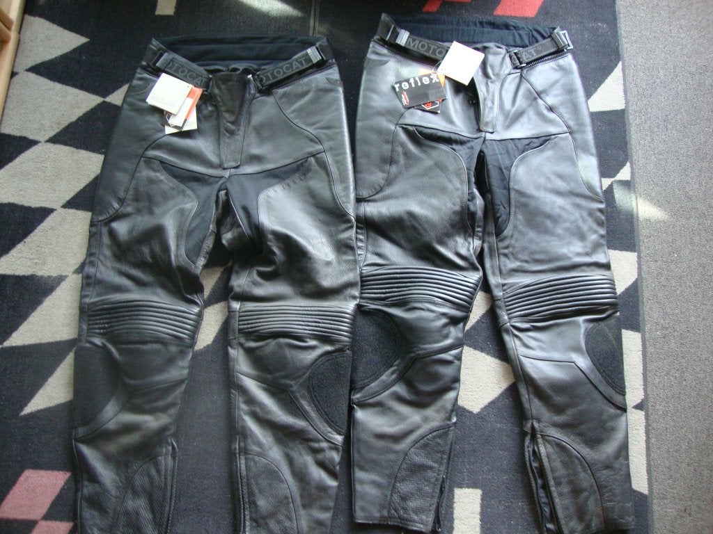 ledere motorbroek  ( nieuw ) 56-58, Nieuw met kaartje, Broek | leer, Heren, Ophalen of Verzenden