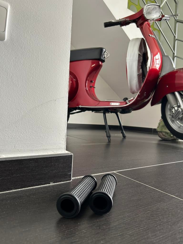 Poignee vespa 50 pk, Autos : Divers, Tuning & Styling, Enlèvement ou Envoi