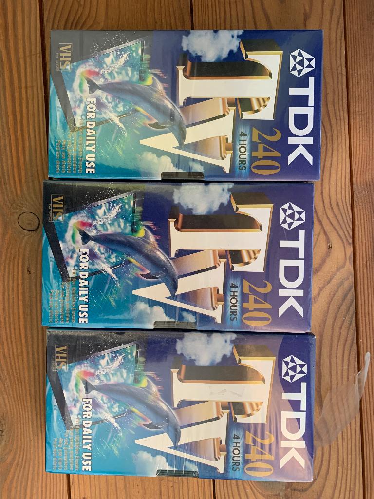 VHF TV240 neuves sous blister, Cd's en Dvd's, VHS | Film, Alle leeftijden, Ophalen, Zo goed als nieuw, Overige genres