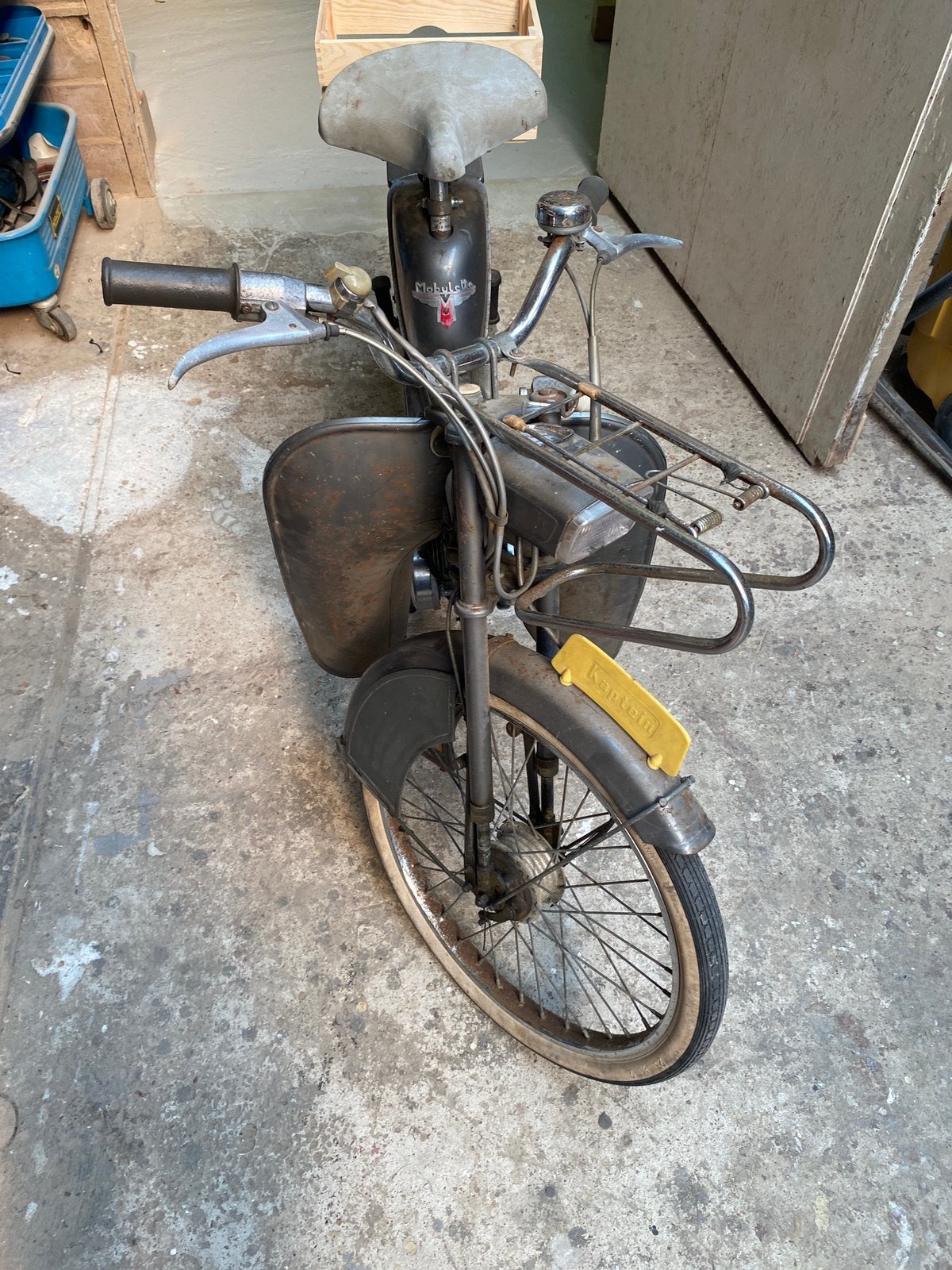 Kaptein mobylette, Fietsen en Brommers, Ophalen