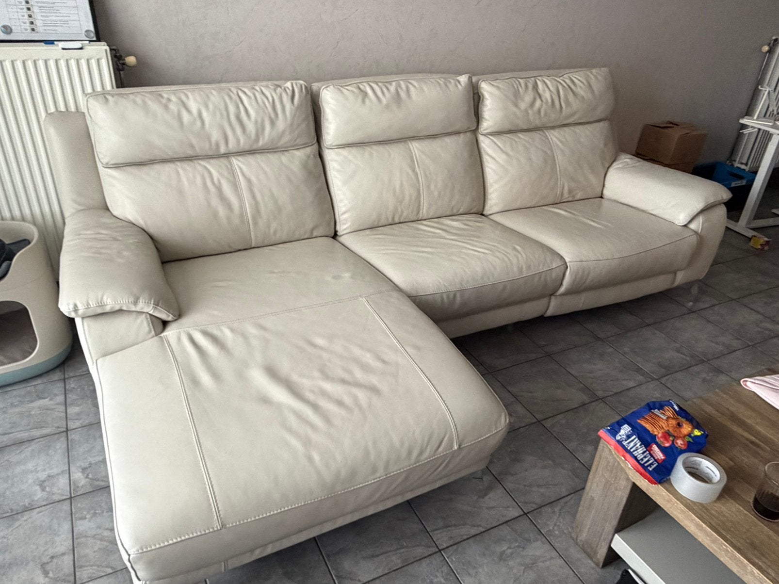 Zetel met eletrische relax en USB-aansluiting, Huis en Inrichting, Ophalen, Zo goed als nieuw
