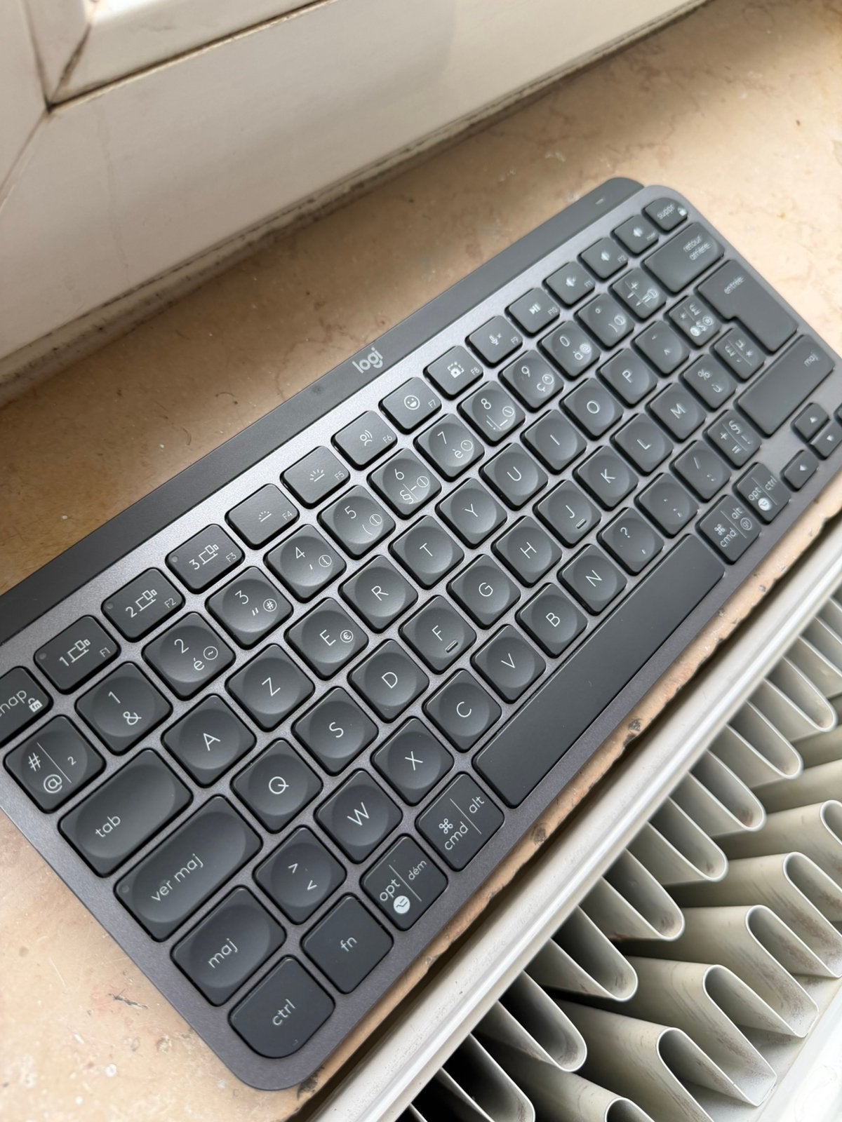 Logitech MX Keys Mini Draadloos Toetsenbord AZERTY FR, Computers en Software, Toetsenborden, Ophalen, Azerty, Zo goed als nieuw