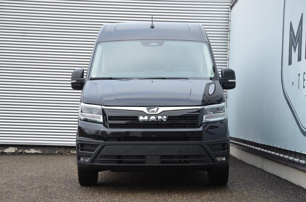 MAN TGE 3.180- L3H3- Automaat-Camera- ACC-Nieuw- 42990+BTW, Auto's, Bestelwagens en Lichte vracht, Automaat, Stof, Euro 6, Zwart