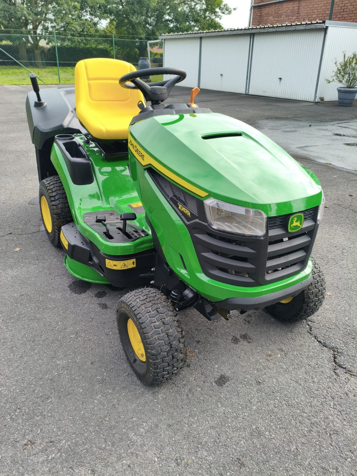 John Deere x147r zitmaaier slechts 15 u gedraaid, Tuin en Terras, Ophalen, John deere, Nieuw, 90 tot 120 cm