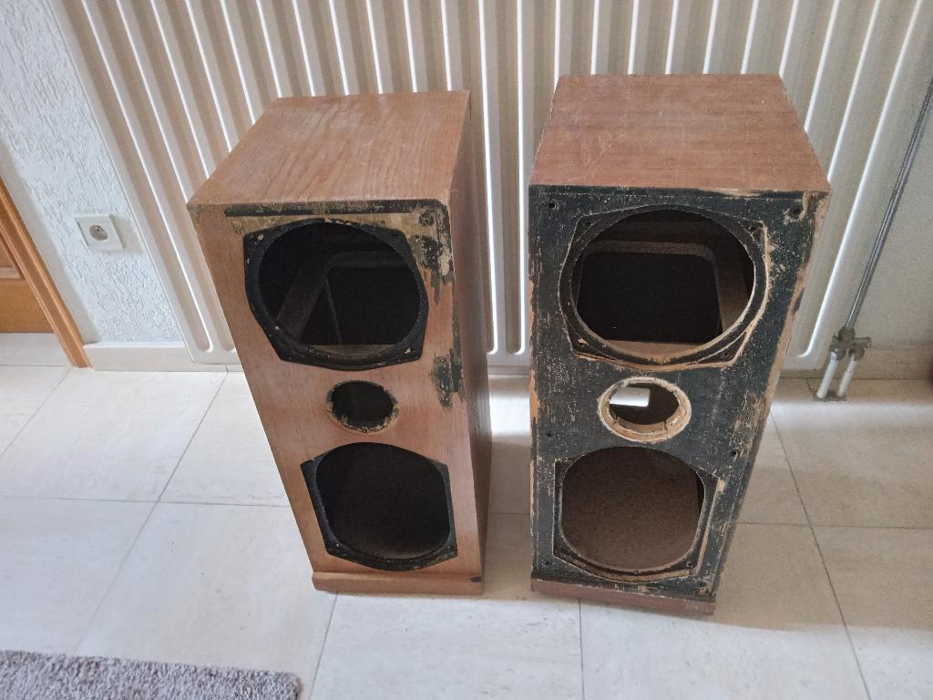 gratis vintage kef speakerkasten, Ophalen