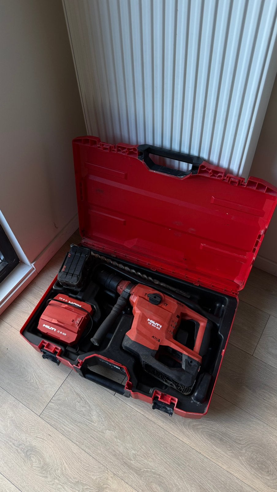 HILTI TE 60-22 AKKU-BOHRHAMMER, Bricolage & Construction, Enlèvement, Comme neuf
