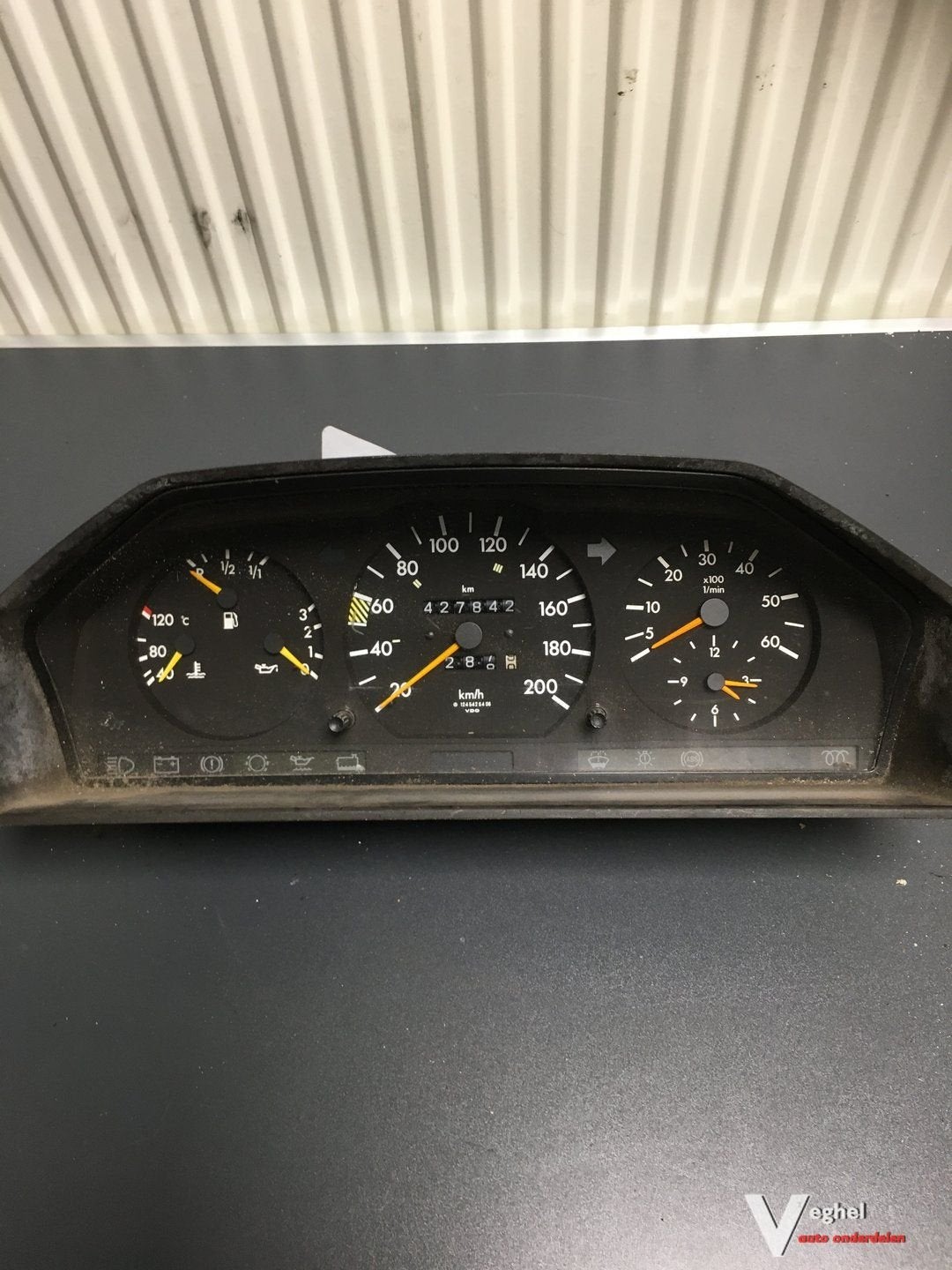 Mercedes W124   2.0 Diesel  1991     124 542 6406  Km Teller, Autos : Pièces & Accessoires, Tableau de bord & Interrupteurs, Utilisé