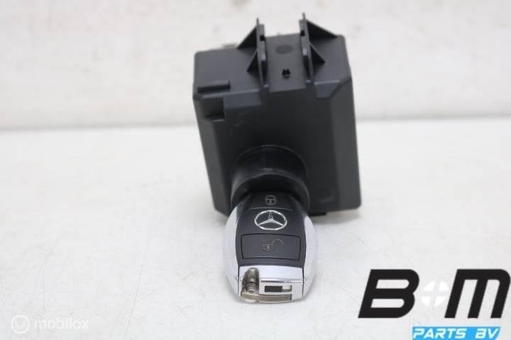 Contactslot + sleutel Mercedes A-Klasse W176 A2469054602, Gebruikt