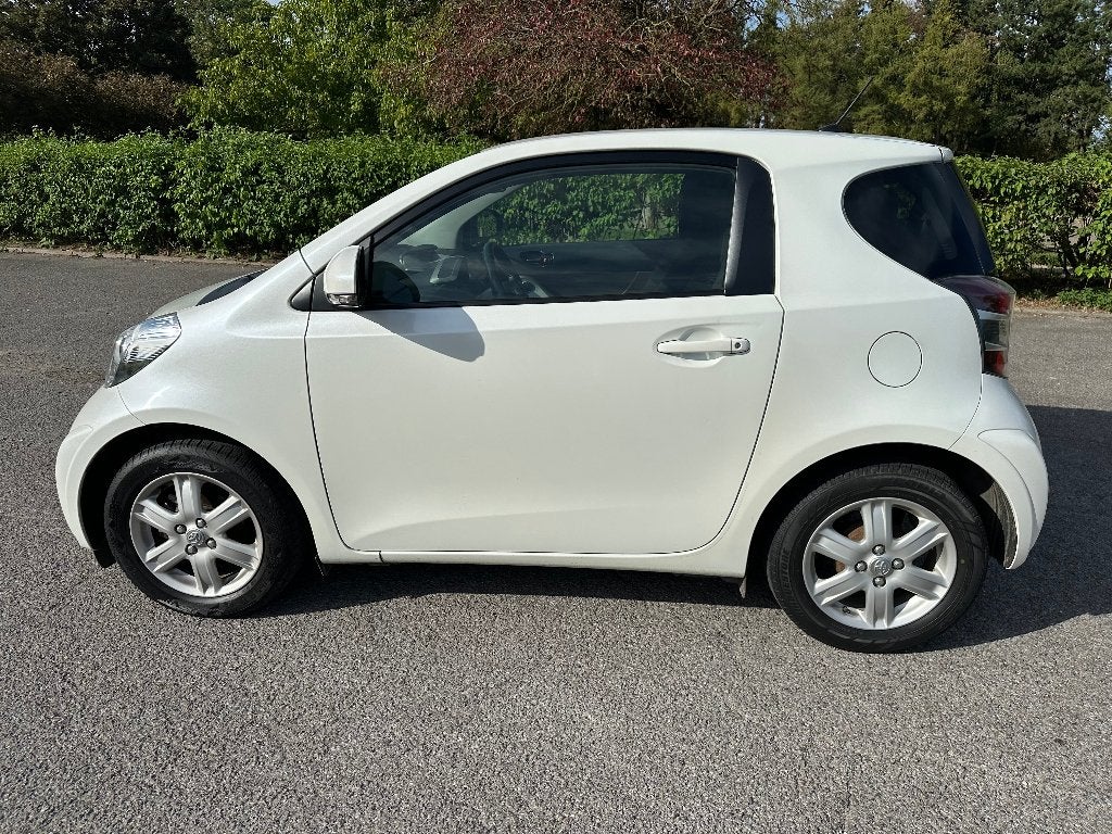 TOYOTA > > IQ > > 998cc > > 95.000 km > > ETAT NEUF > > NEUF, Autos, IQ, Euro 5, Achat, Boîte manuelle