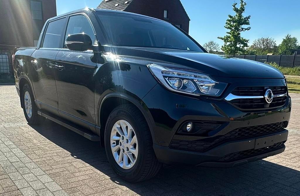 SsangYong musso 4x4 92316km 2157cc133,10kw 02/2019 diesel, Auto's, SsangYong, 4 cilinders, Musso, 2800 kg, Zwart