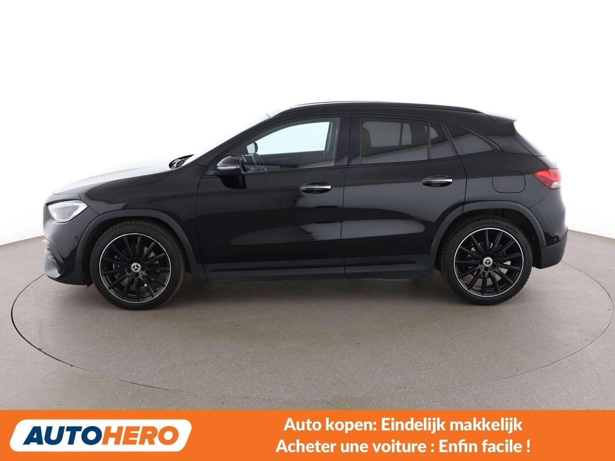Mercedes-Benz GLA 200 GLA 200 d AMG Line (automatique), Autos, Mercedes-Benz, Cuir, Achat, Noir, 5 portes