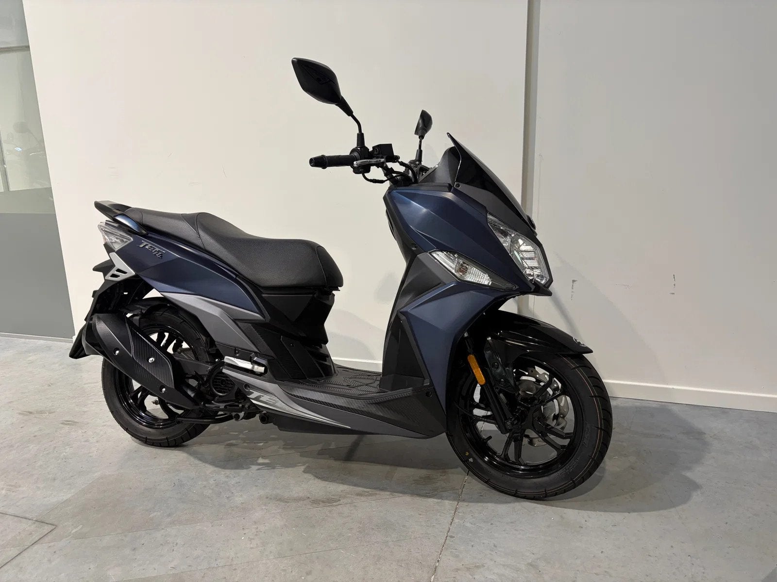 SYM Jet 14 A-klasse 25km/u (bj 2026), Fietsen en Brommers, Gebruikt, 50 cc, Sym