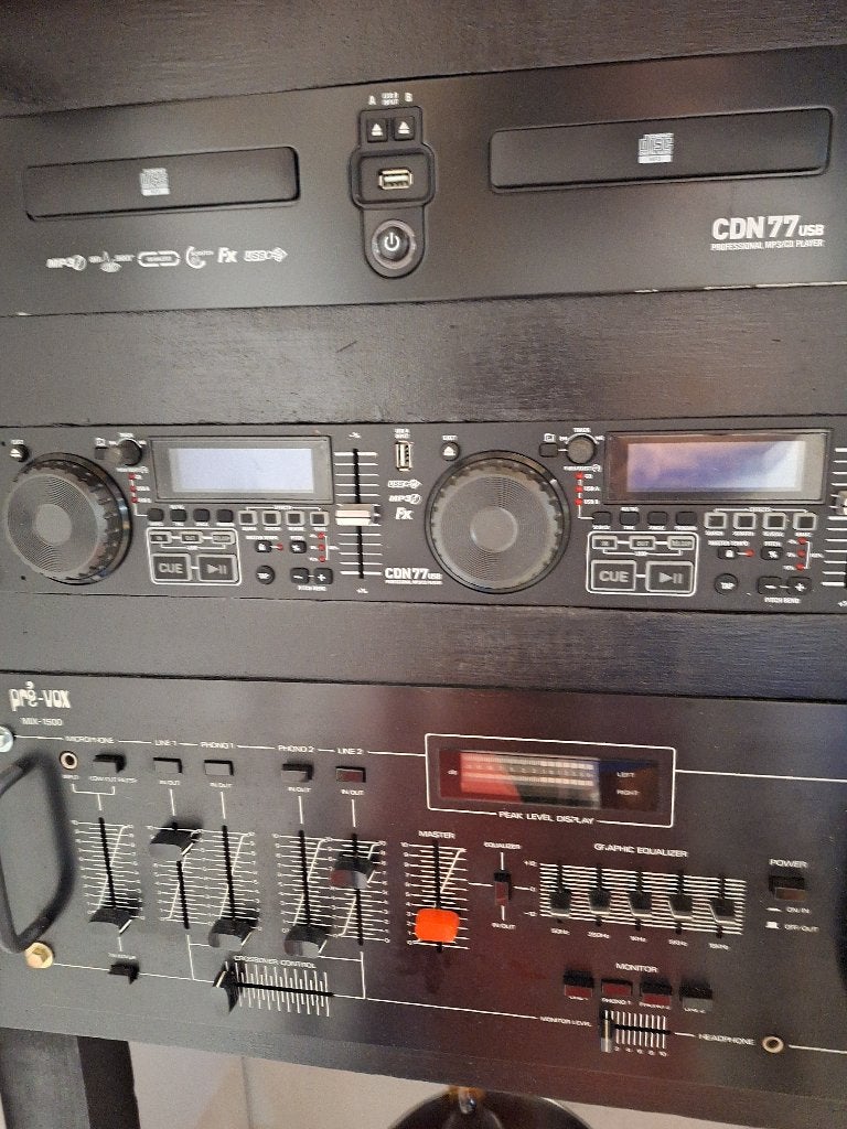 dubbel cd player met mengpaneel, Enlèvement, Utilisé, 5 à 10 canaux