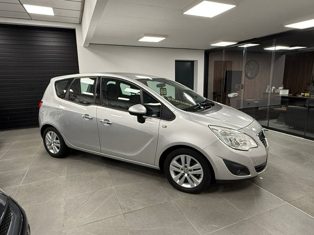 OPEL MERIVA 2011 / 1.4 MOTOR BENZINE TOP STAAT, Euro 5, Zwart, Bedrijf, 1400 cc