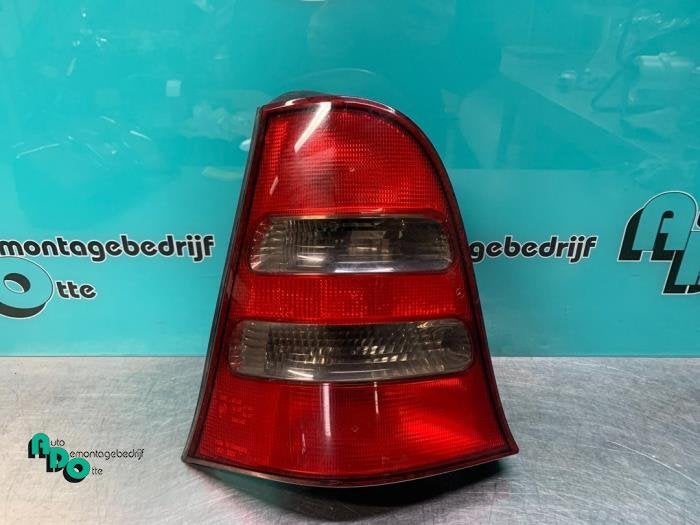 Feu arrière gauche d'un Mercedes A-Klasse (A-Klasse 97-), 3 mois de garantie, Utilisé, -, -