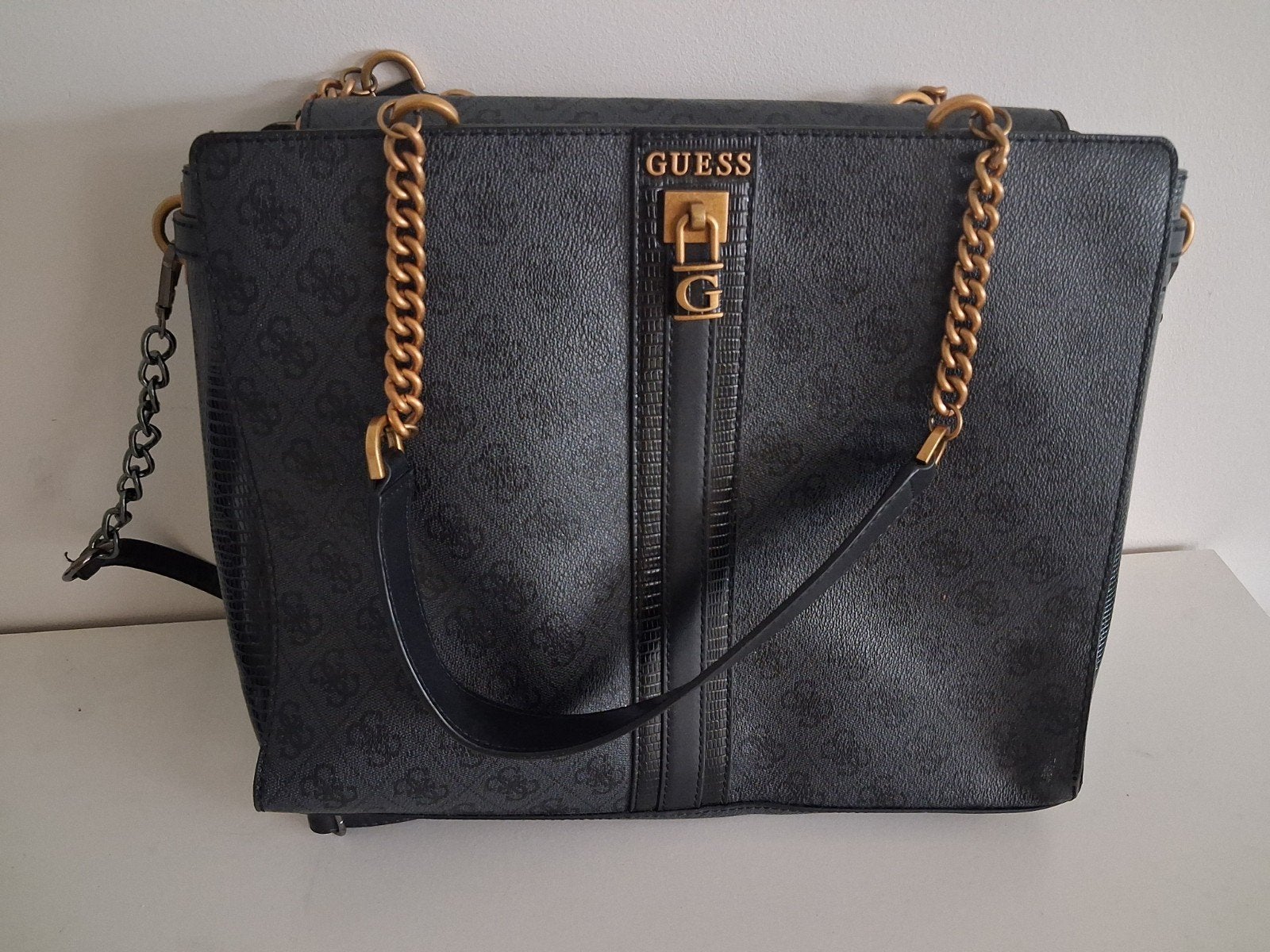 grote Guess tas, Handtassen en Accessoires, Ophalen, Gebruikt