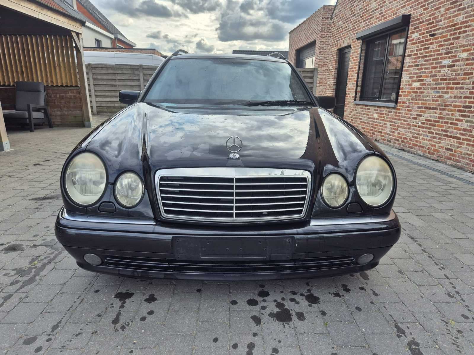 Mercedes-Benz E55 AMG V8 Voiture Classique 1997, Achat, Entreprise, Autres carburants, Autre carrosserie