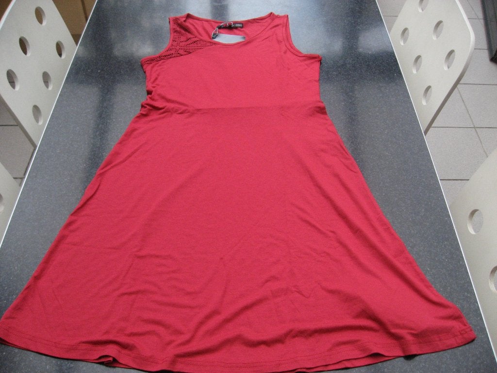 jurk nieuw rood Even & Odd, medium, zonder mouw, Taille 38/40 (M), Enlèvement ou Envoi, Even & Odd, Neuf