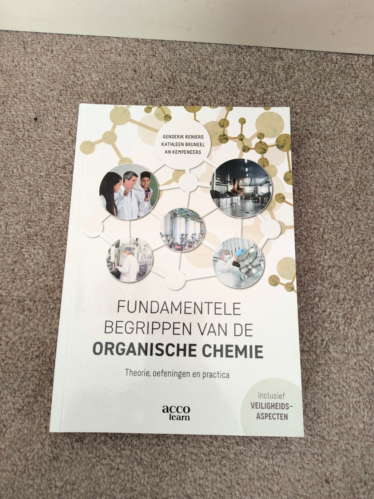 Fundamentele begrippen van de organische chemie, Ophalen of Verzenden, Nieuw, Hogeschool
